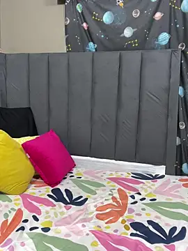 Dirtydaisyxx25 online show from December 1, 6:54 pm