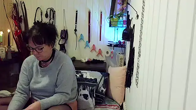 honey47 online show from October 2, 1:38 pm