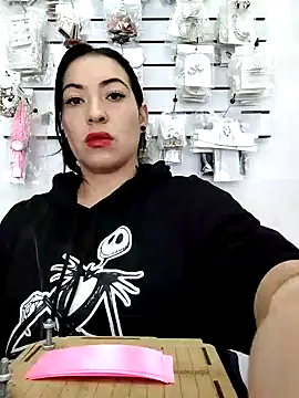 angelicroose2 online show from November 20, 12:00 am