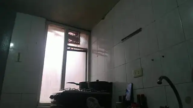 gattycahot online show from April 5, 3:33 pm