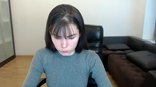 AmelieReve online show from November 16, 1:33 pm