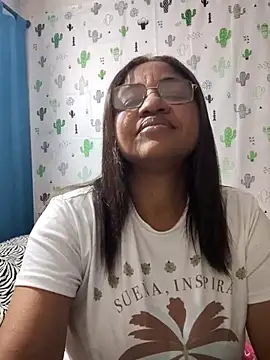 Avannay online show from December 2, 1:07 am