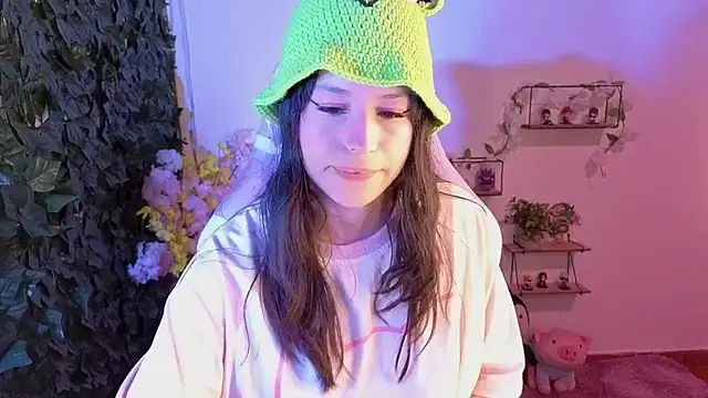 Eymmy 24 online show from June 5, 1:42 am