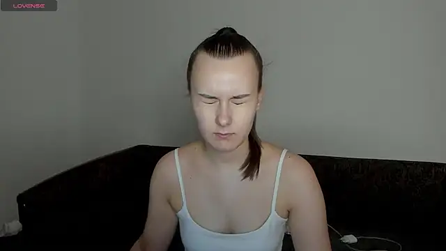 Kelly Cartier online show from March 30, 3:11 pm