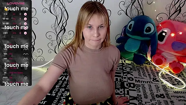 RoyAngela online show from November 11, 6:20 am