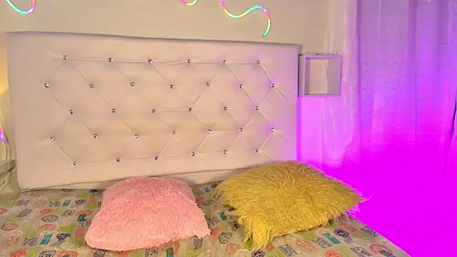 tatixxxvega online show from September 10, 1:44 pm