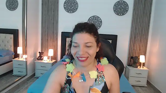 Serena Houstonn online show from November 20, 11:44 am