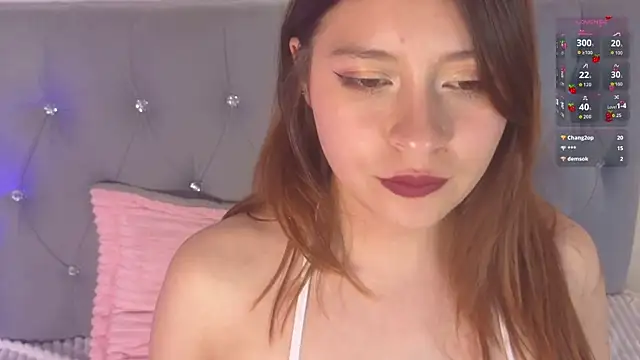 VelvetFox  online show from September 27, 9:33 pm