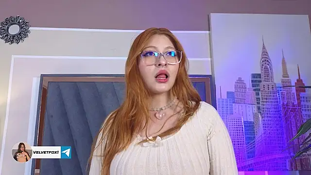 VelvetFox  online show from April 3, 8:18 pm