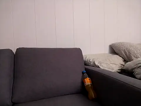 HoneySquirrel online show from October 28, 4:13 pm