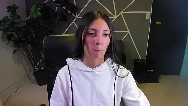  Luna Bennett online show from March 21, 7:52 pm