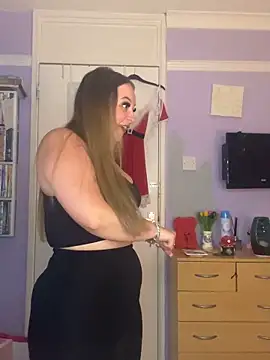 SexySashaxox online show from December 16, 10:15 pm