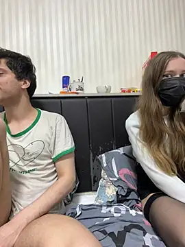 lovburger online show from June 4, 10:25 pm