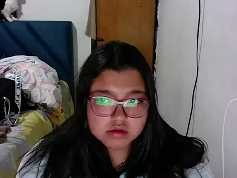 panquevis 22 online show from October 10, 2:05 am