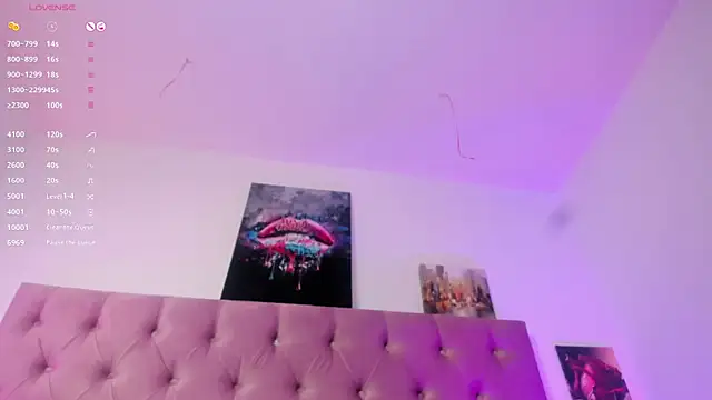 Annie switt online show from November 13, 8:08 pm