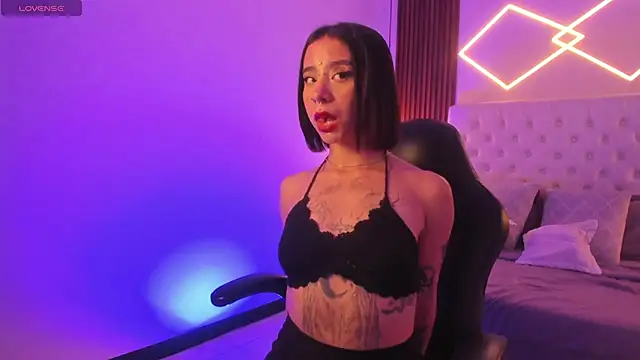 ZamabyCrucie online show from January 8, 11:20 pm