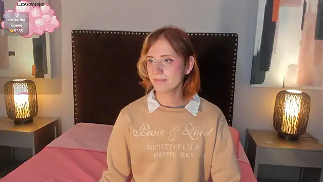 seraphine star online show from March 27, 3:19 am