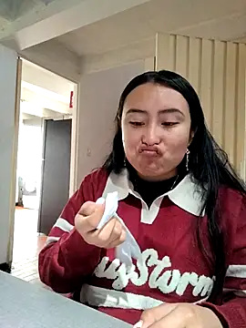 Venus Rivers online show from November 7, 1:28 pm