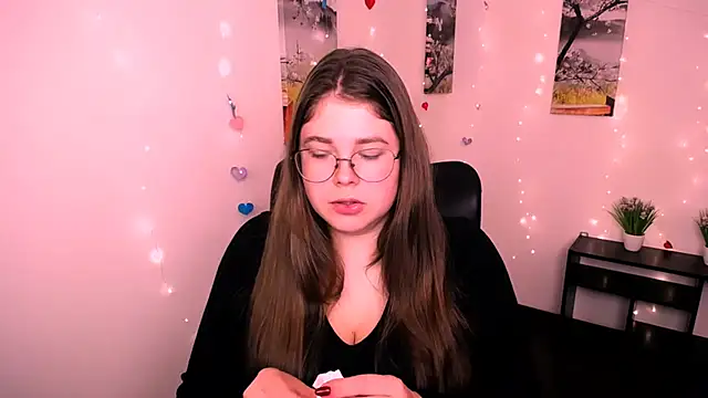 Snapshot of _Lovely_Mary chatting on October 24, 6:59 pm  Lovely Mary online show from October 24, 6:59 pm