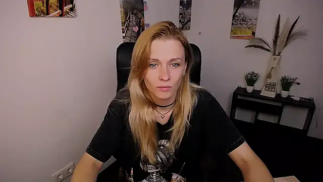 PeppyMia online show from September 17, 7:17 am