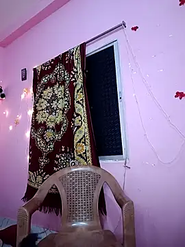 nilima18 online show from October 19, 6:10 pm