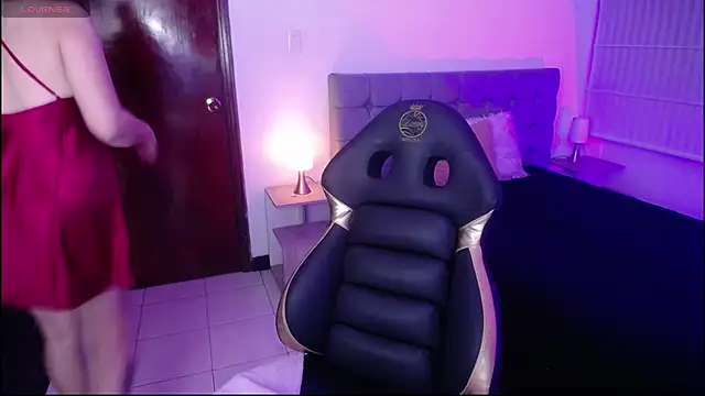 Agatha bellucci  online show from September 17, 1:31 pm