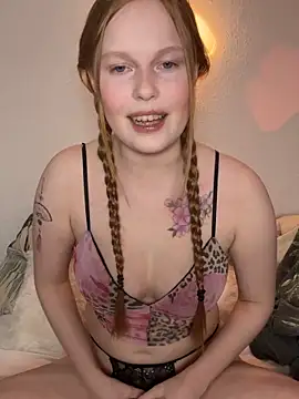 JaneSeraphina online show from February 13, 6:48 am