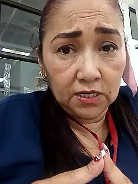 linda luna29 online show from January 13, 9:30 pm