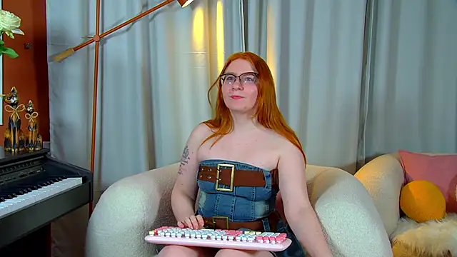 AliceAllisons online show from October 19, 6:32 pm