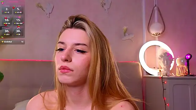 BonnieWalton online show from December 1, 8:40 am