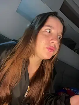 m0ranguinh0s2 online show from June 15, 2:34 am