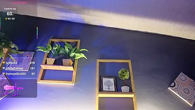 RACHELRUIZ online show from April 19, 6:10 pm