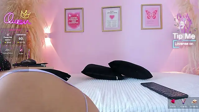 SunnyGilmoree online show from February 2, 8:30 pm