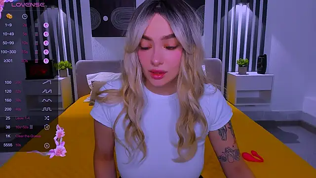 Emily Tylerr online show from March 2, 5:08 am