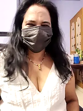 mallu-lover online show from October 9, 11:58 am