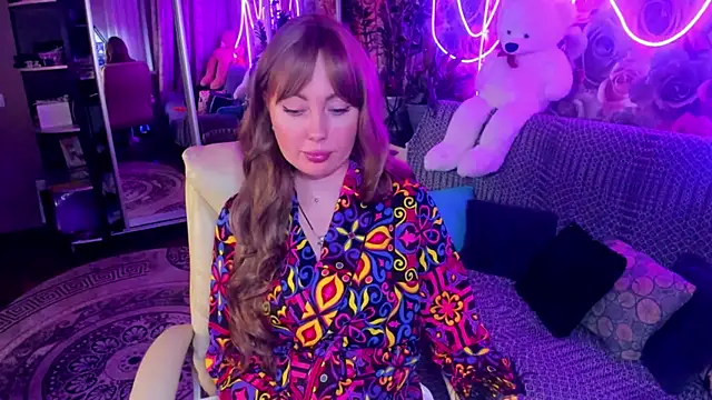 Ninaabyanka online show from November 14, 9:15 pm