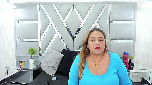 MonzerratBoyer online show from March 28, 7:13 pm