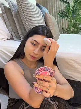 EmelyParker online show from April 12, 7:38 pm