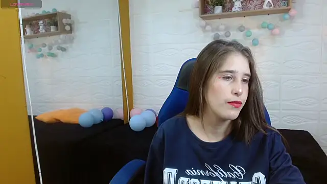 karlarousex online show from October 3, 3:33 am