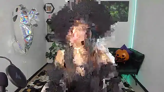 LunaPurrr online show from October 30, 2:03 am