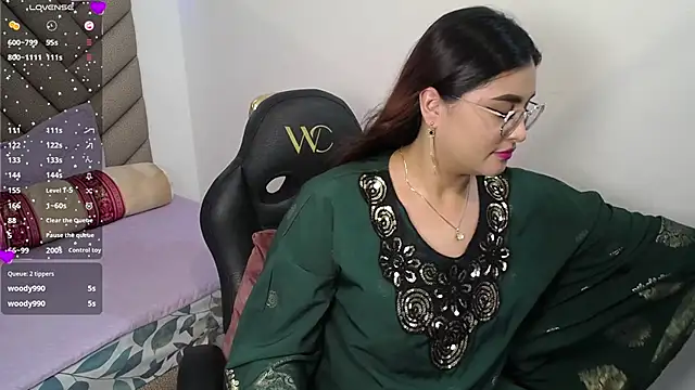 heluejamil online show from November 3, 9:30 pm