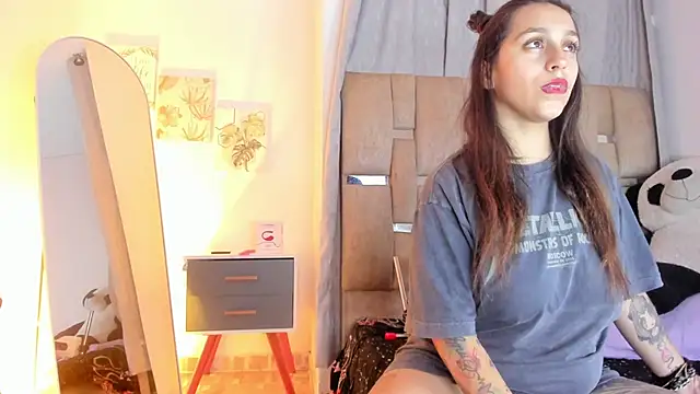 JulianaCarter online show from November 21, 8:22 pm