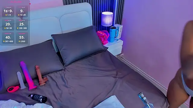 Clawdeen  wolf online show from March 28, 8:19 pm