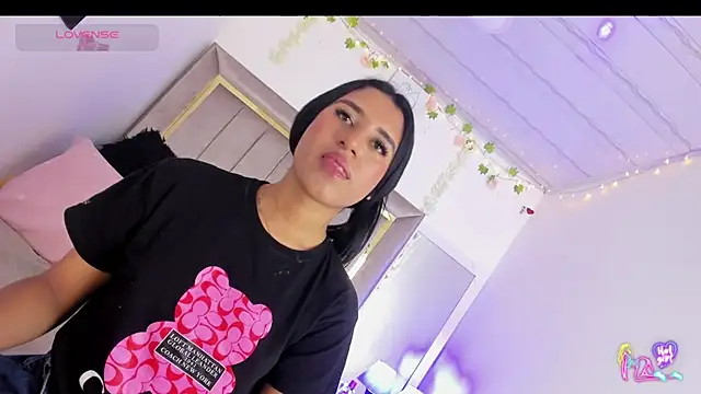 ScarlettVell online show from March 31, 6:52 pm