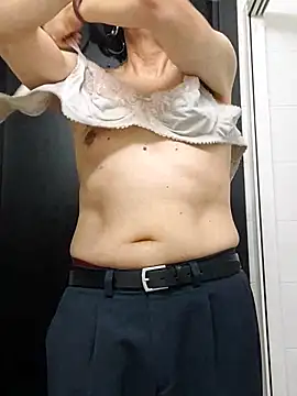 Emily de Carla online show from April 9, 6:30 am