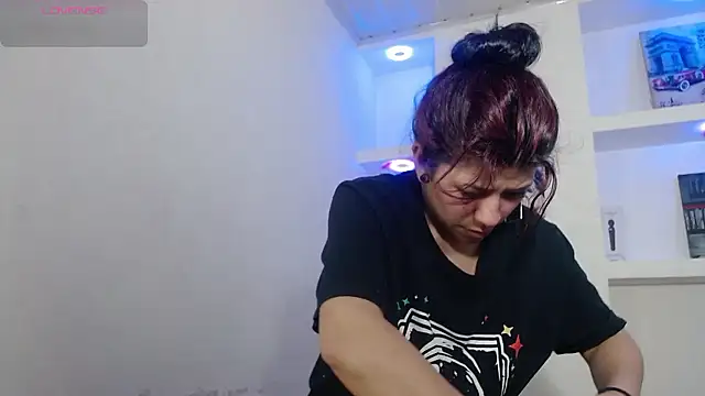 Raven Rouge  online show from January 12, 8:25 pm