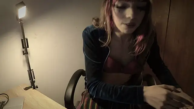 alexxatokyo online show from April 30, 1:33 am