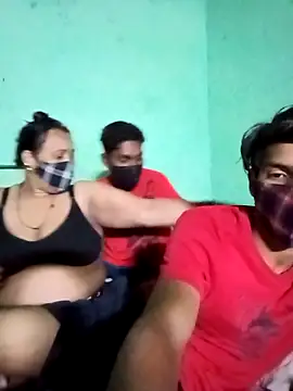 Snapshot of LoveOnStream chatting on October 16, 4:53 pm LoveOnStream online show from October 16, 4:53 pm