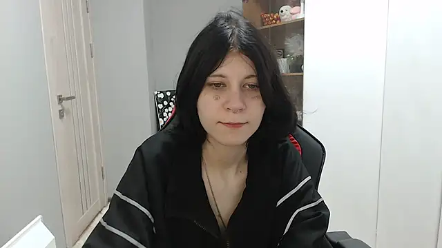 Snapshot of TinaQuiin chatting on September 24, 8:02 am TinaQuiin online show from September 24, 8:02 am