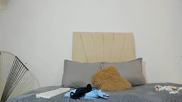  Miaa khalifa  online show from November 4, 12:43 pm